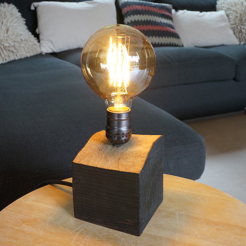 Lampe cube FRÊNE